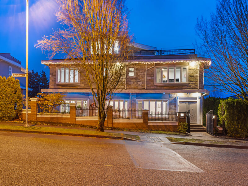 Nanaimo St gallery photo